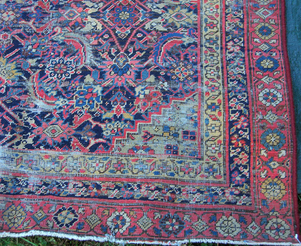 Corner Detail of Runner