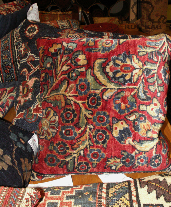 Sarouk Pillow