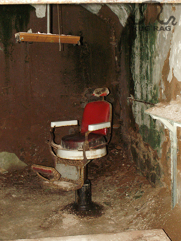 Eastern State Red Barber Chair