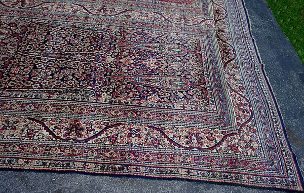 Laver Kerman Triclinium with Clone Tool Grass