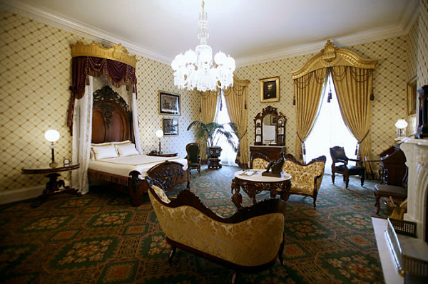 Lincoln Bedroom from 2007