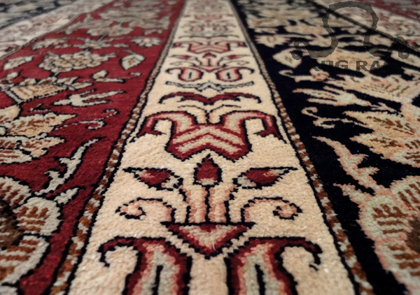 Maharamat Qum Silk