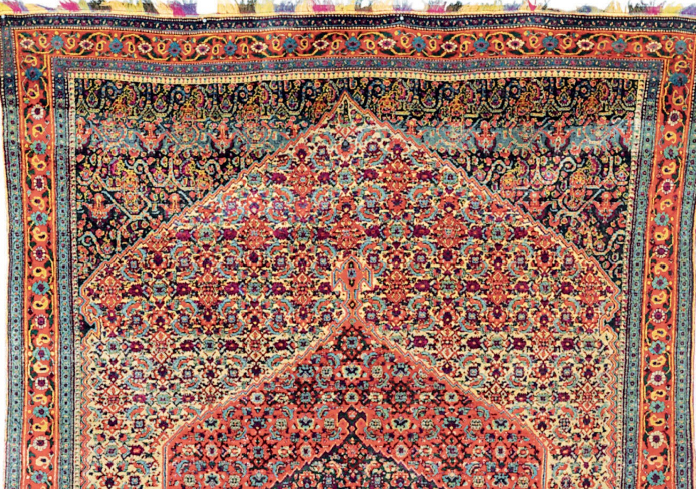 SILK SENNEH RUG DETAIL SILK SENNEH RUG DETAIL